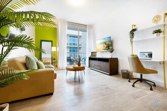 Building Photo - 777 N Ocean Dr