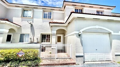 Building Photo - 12651 SW 143rd Ln
