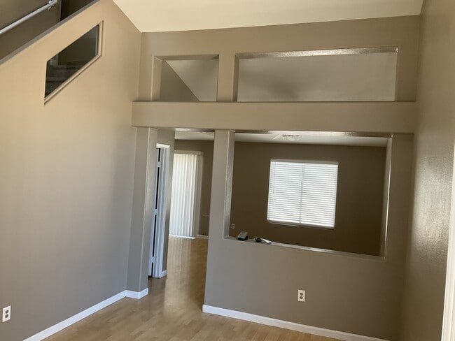 Building Photo - 9539 Palini Ct