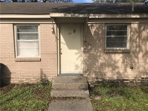 Building Photo - 4429 Wayside Ave