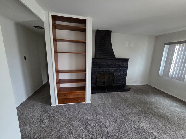 Foto del edificio - Hawthorne Wiseburn area 3 bdrm 3 ba. home ...