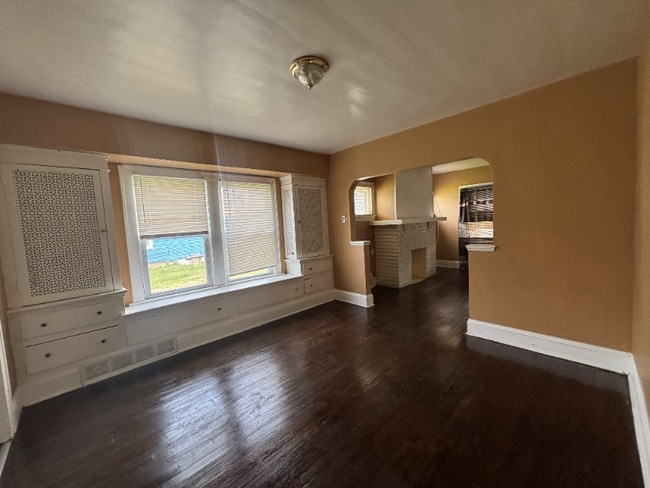 Photo - 476 E 148th St Apartment