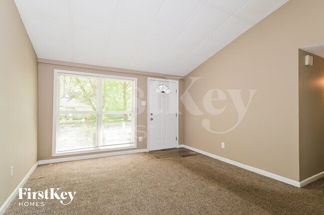 Building Photo - 2787 Dawnview Dr