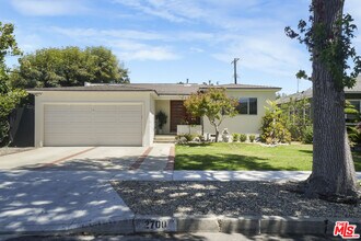 Building Photo - 2700 Coolidge Ave