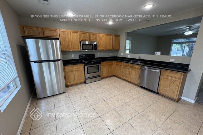 Foto del edificio - 10100 Glencoe Ct