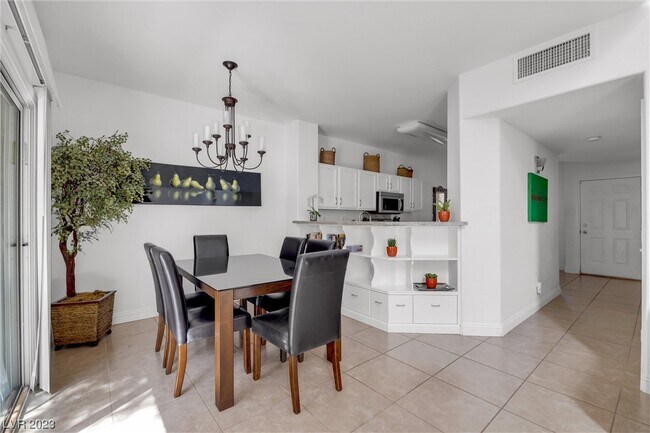 Building Photo - 2101 Quarry Ridge St