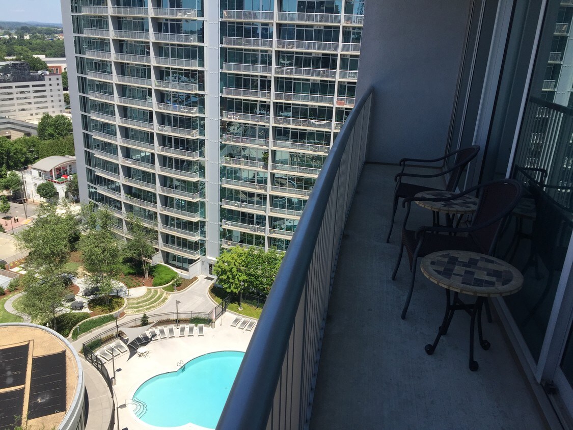 View of pool from balcony - 950 West Peachtree St NW