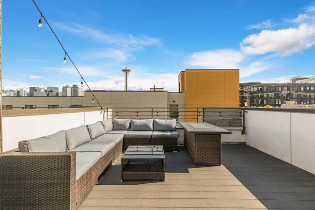 Foto del edificio - 722 3rd Ave N