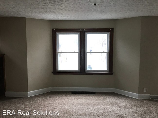 Building Photo - 3 br, 1 bath House - 2205 Dresden Street