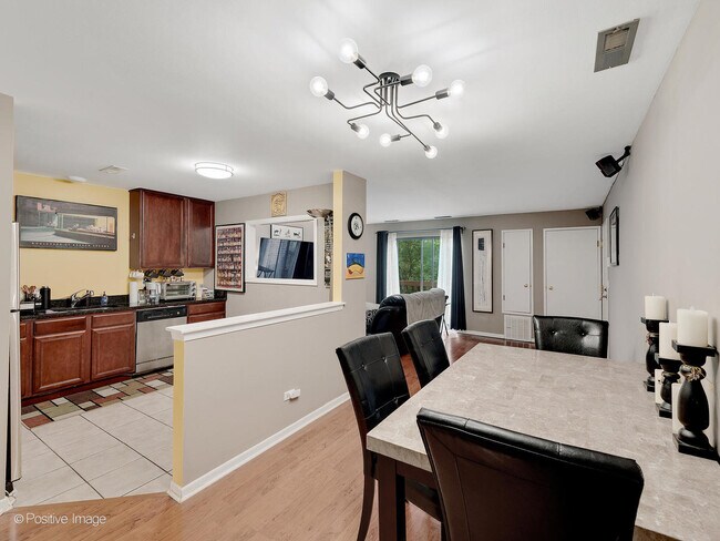 Foto del edificio - 2250 Abbeywood Dr