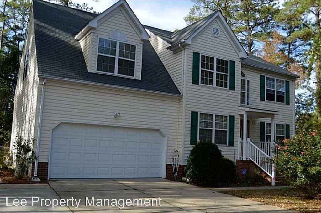 Primary Photo - 4 br, 2.5 bath House - 16 Evans Grove Drive
