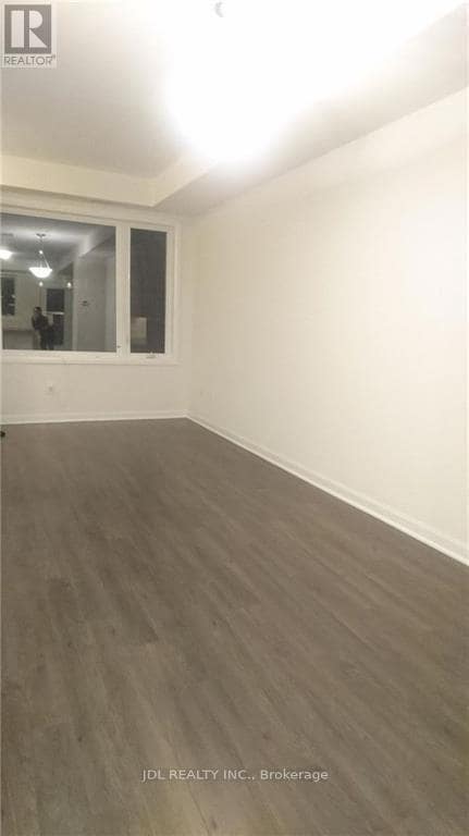 Photo du bâtiment - 30 Sarah Jackson Cres