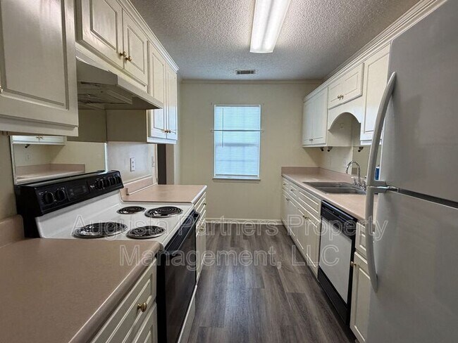 Building Photo - 4420 Misty Cove Ct