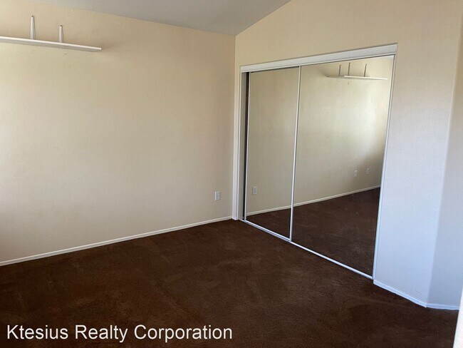 Building Photo - 3 br, 2.5 bath House - 1867 Saint Thomas Road