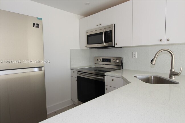 Foto del edificio - 801 NW 47th Ave