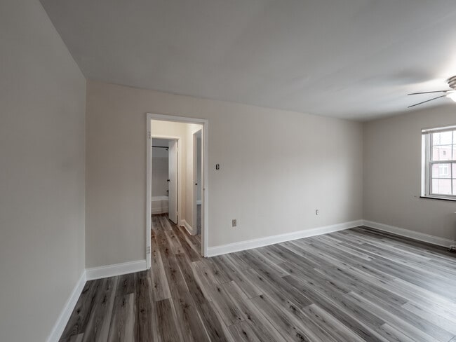 320 - B9 - The Courtyards at Sewickley - South