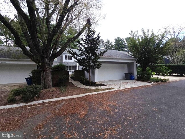 Building Photo - 20626 Highland Hall Dr