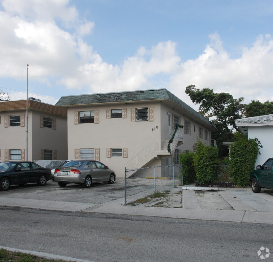 Primary Photo - 912 N 18th Ct