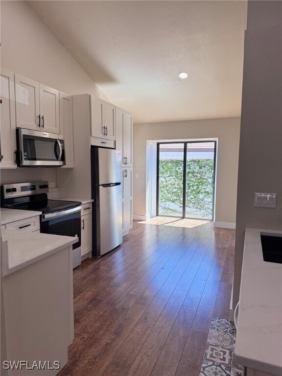 Foto del edificio - 5463 Harbour Castle Dr