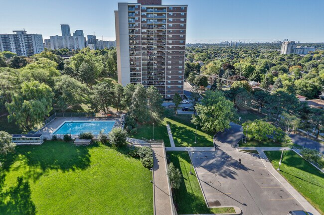 Vue extérieure - 185 Shaughnessy Blvd