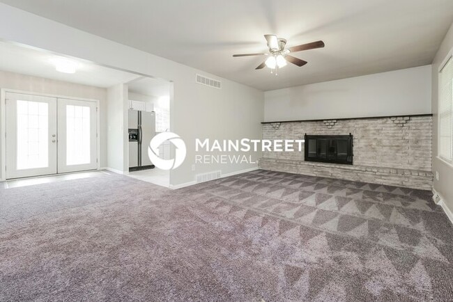 Building Photo - 3 Bedroom Pet-Friendly Home in RAYTOWN, MO with Main Street Renewal