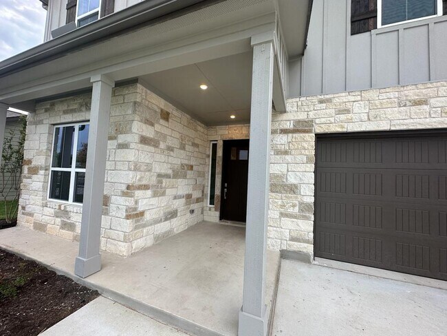 Building Photo - 151 Corral Cv
