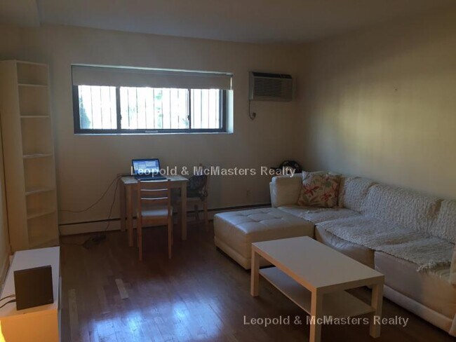 Foto del edificio - 26 Allston St