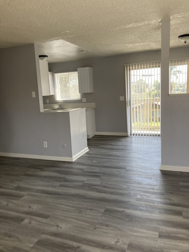 2621#7 - 2621 Highland Ave