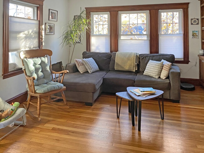 Foto del edificio - 159 Forest Hills St