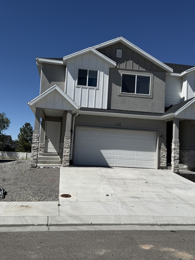 Building Photo - 135 E 730 N