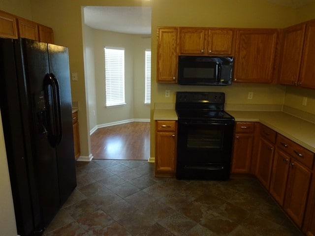 Building Photo - 1643 Hawkins Cove Dr E