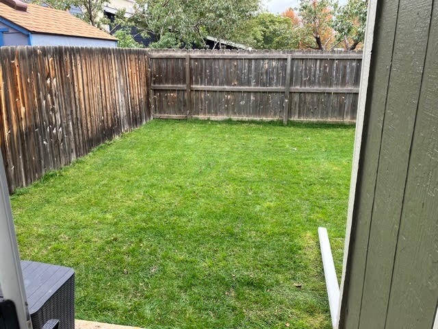 Foto del edificio - 709 Arrow Ct