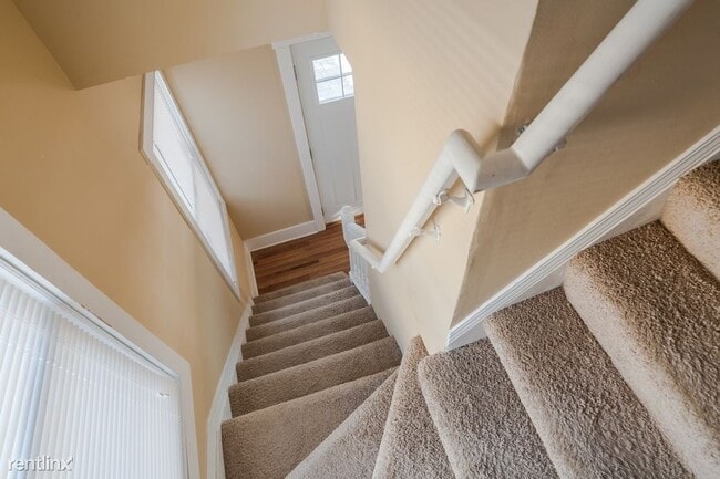 Building Photo - 3 br, 2 bath House - 1602 Johnson Street NE