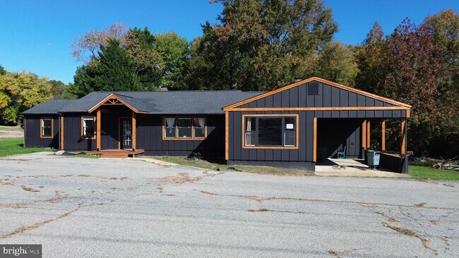 Building Photo - 23200 Three Notch Rd