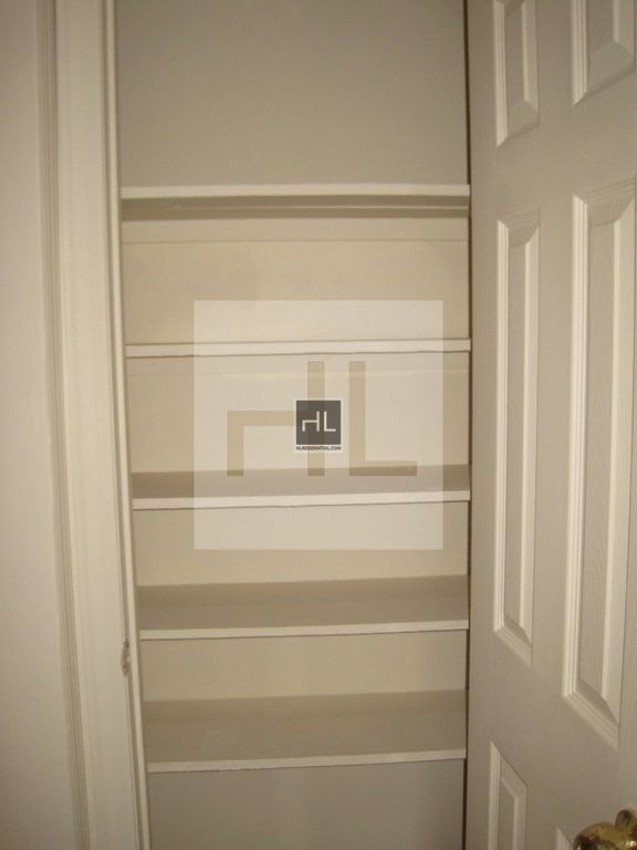 Building Photo - 833 Saint Johns Pl