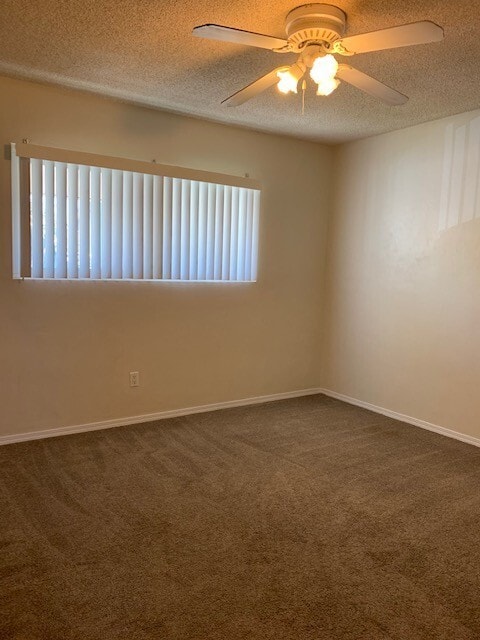 Building Photo - Great location in El Cajon