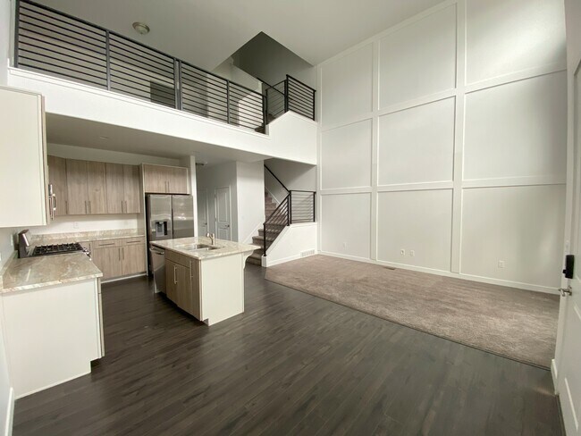 Foto del edificio - 1217 W Bronc Way