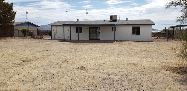 Foto del edificio - 11060 N Faldale Rd