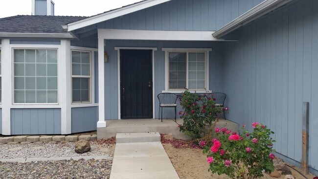 Foto del edificio - House For Rent in Dayton