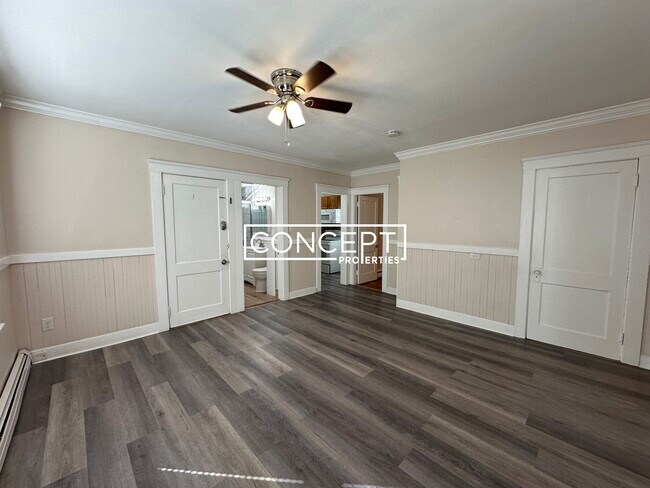 Building Photo - 5 Ropes St