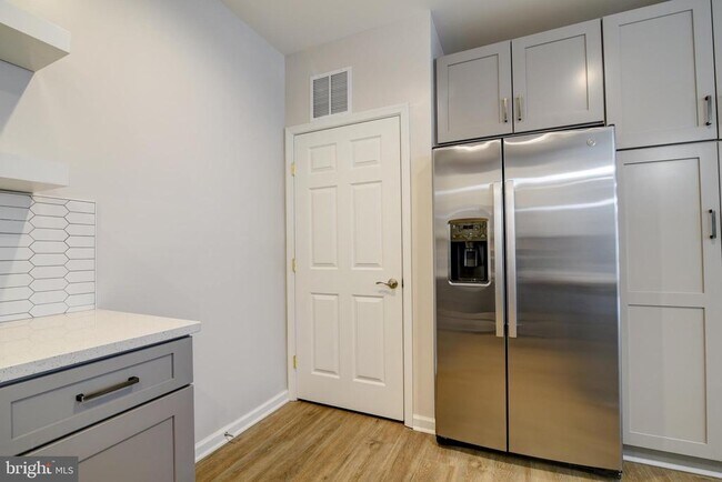 Building Photo - 4210 Mozart Brigade Ln