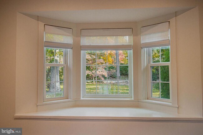 Foto del edificio - 862 Central Ave