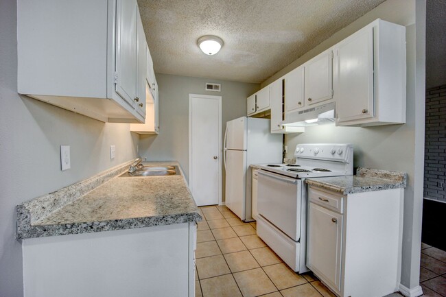 Foto del interior - MF-16-The Dogwood Apartments