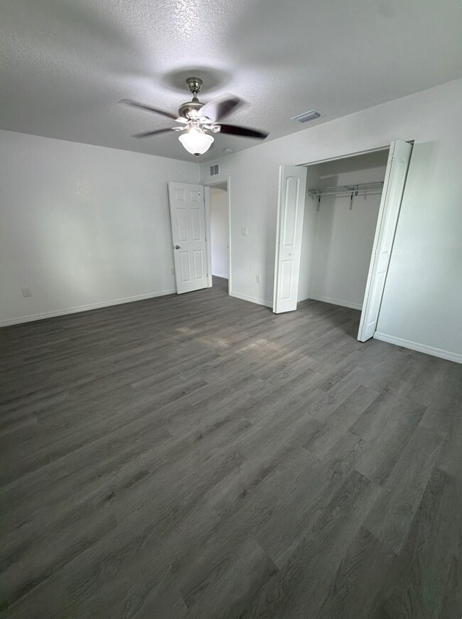 Building Photo - 4902 El Camino Blanco Blvd