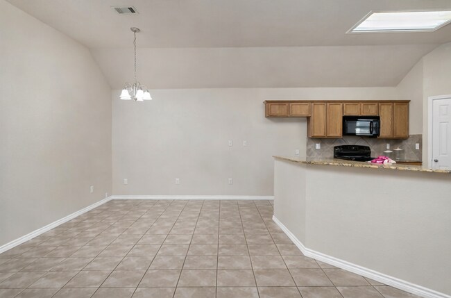 Building Photo - 3714 Ridgemont Dr