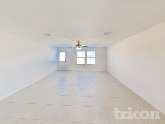 Foto del edificio - 8301 Bell Rdg Ln