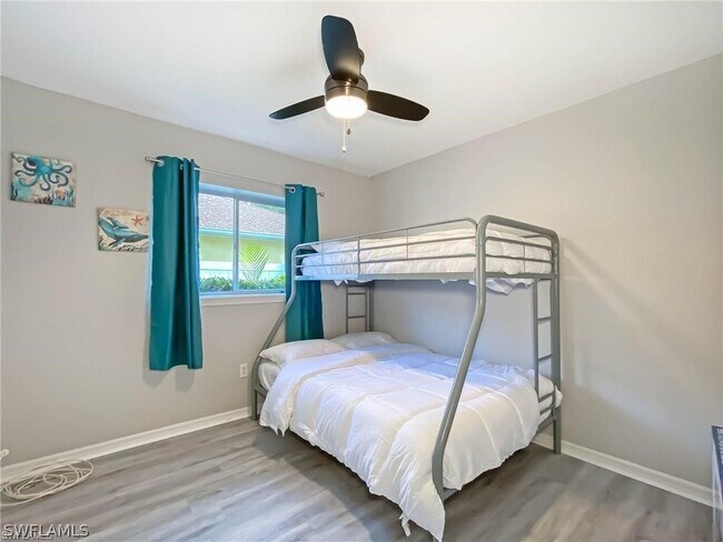 Foto del edificio - 4525 SW 7th Pl