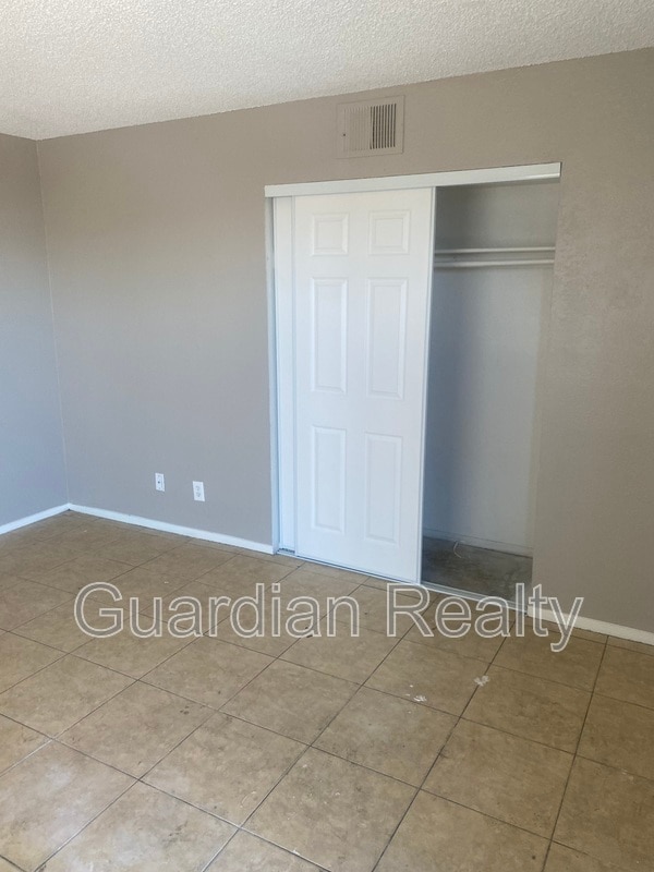 Building Photo - 2125 Exeter Dr