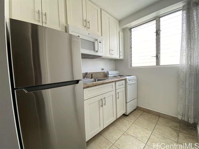 Building Photo - 747 Amana St