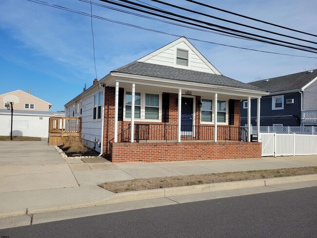Building Photo - 303 N Washington Ave
